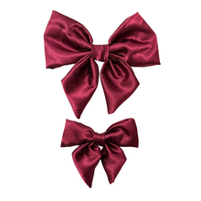 Load image into Gallery viewer, Cabernet Cellar Ladybow
