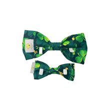 Load image into Gallery viewer, Two green bow ties with leaf patterns on a white background

