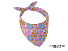 Load image into Gallery viewer, Floral Groovy Blooms
