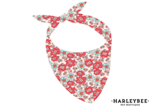 Load image into Gallery viewer, Floral Rassberry Lopis Bandana
