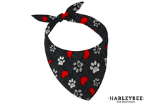 Load image into Gallery viewer, Paw Heart Bandana
