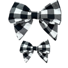 Load image into Gallery viewer, Gingham Black &amp; White Ladybow
