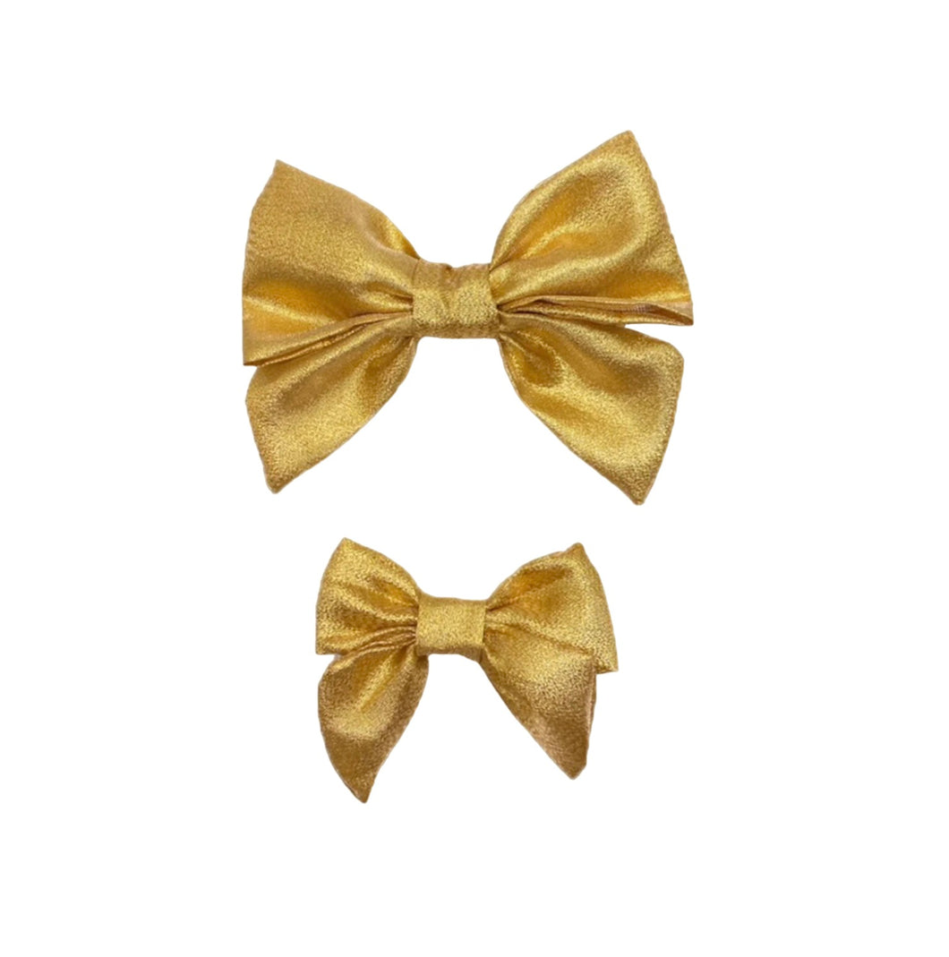 Gold Tinsel Lady Bow